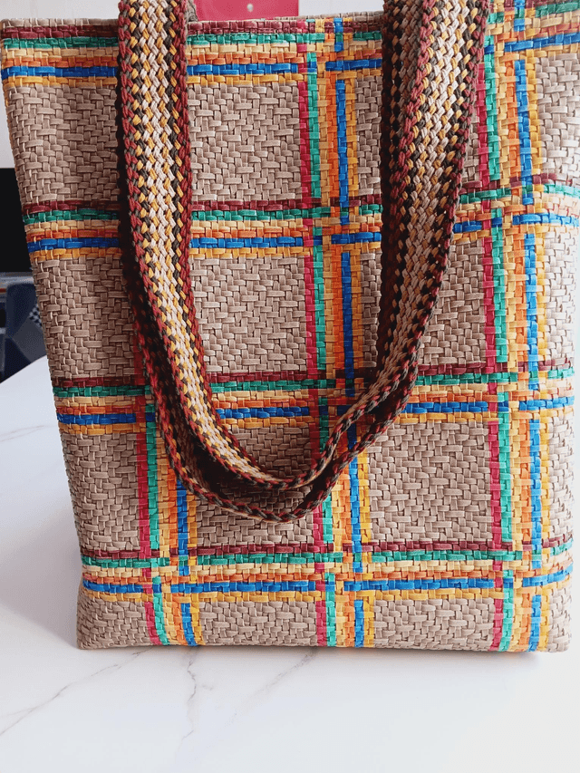 Sac cabas,  sac shopping,  sac tote bag création fait main et doublé et poche à l'intérieur 